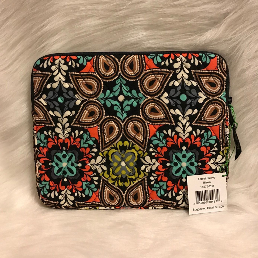 Vera Bradley Tablet Sleeve in Sierra - Picture 2 of 3